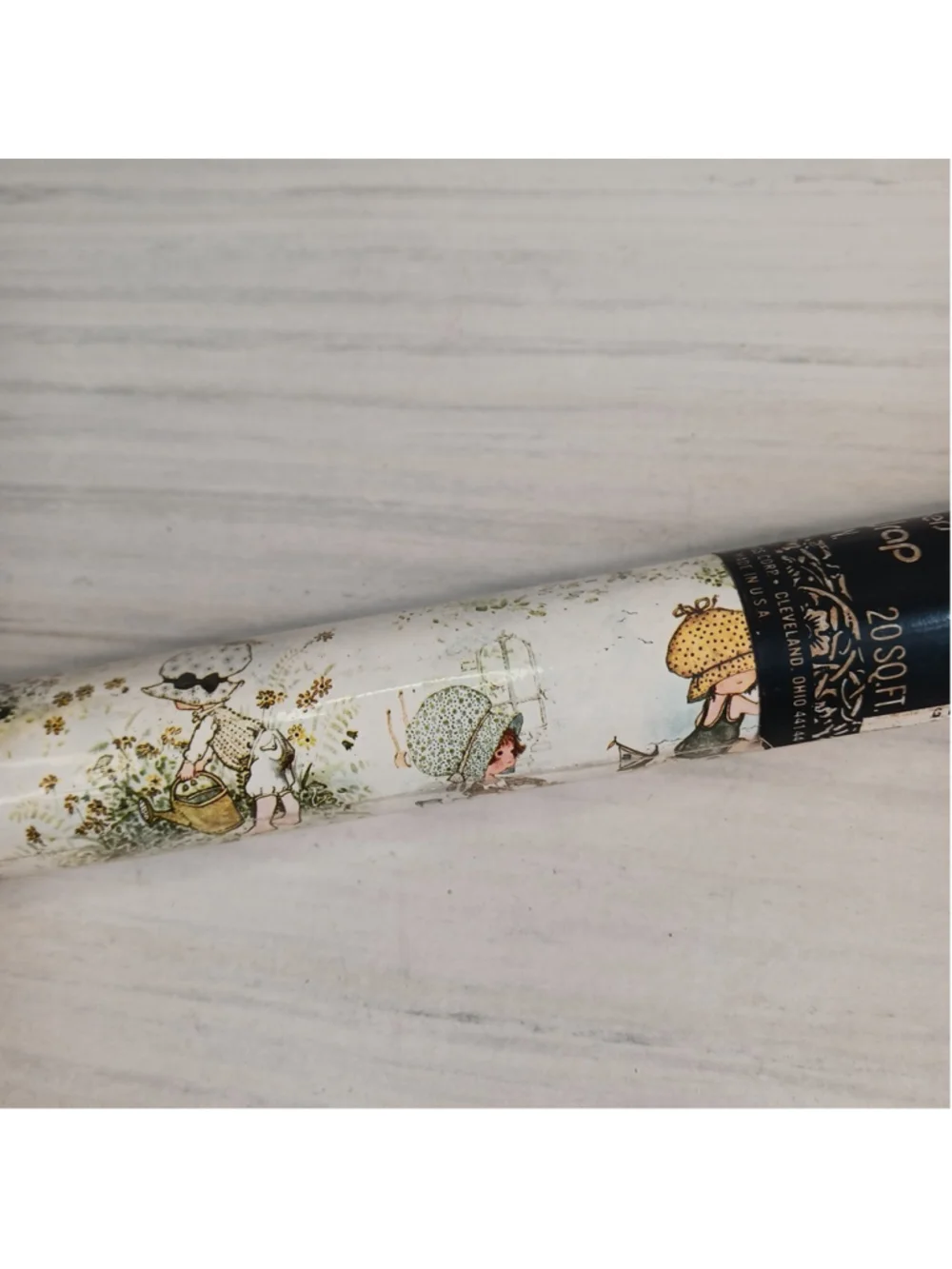 VTG Holly Hobby NOS Roll American Greetings Designers Gift Wrap 8' × 30